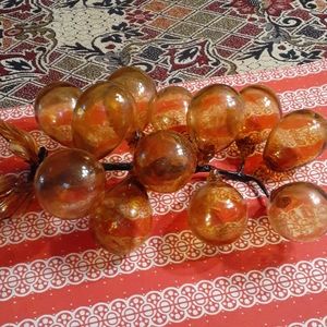 {JUMBO} Cluster glass grapes.